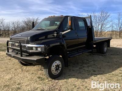 2006 Chevrolet C4500 4x4 Flatbed Pickup