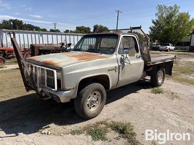 1982 Chevrolet K10 4x4 Pickup w/Flatbed