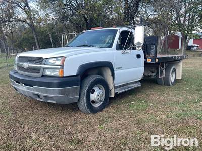 2003 Chevrolet K3500 4x4 Flatbed Pickup