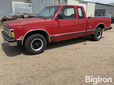 1992 Chevrolet S10 2WD Pickup