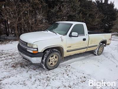 1999 Chevrolet Silverado 1500 4x4 Pickup