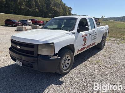 2008 Chevrolet Silverado 1500 4x4 Extended Cab Pickup