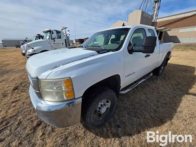2007 Chevrolet Silverado 2500 4x4 Extended Cab Pickup
