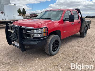 2008 Chevrolet Silverado 2500 HD Crew Cab 4WD Flatbed Pickup