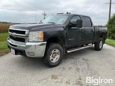 2010 Chevrolet Silverado 2500HD 4x4 Crew Cab Diesel Pickup