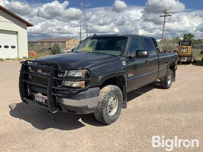 2005 Chevrolet Silverado 3500 4x4 Extended Cab Pickup