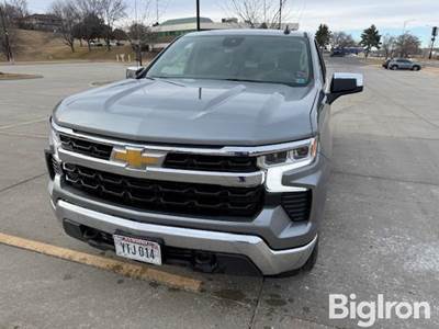 2023 Chevrolet Silverado 4x4 Crew Cab Pickup