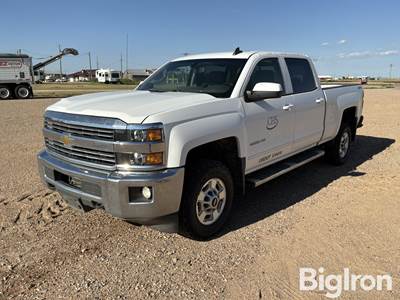 2015 Chevrolet Silverado LT 2500HD 4x4 Crew Cab Pickup