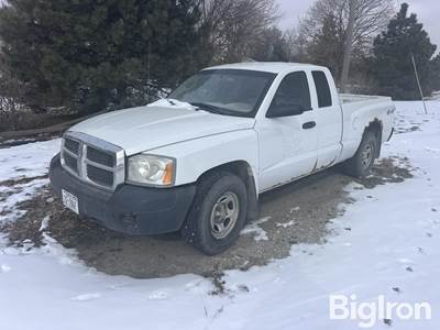 2006 Dodge Dakota 2WD Club Cab Pickup
