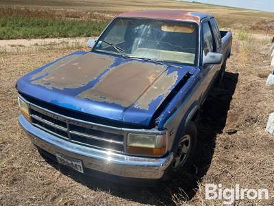 1994 Dodge Dakota Club Cab 2WD Pickup