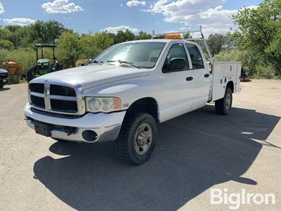 2005 Dodge 4WD Crew Cab Service Body Pickup