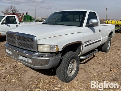 2001 Dodge Ram 1500 Laramie SLT Standard Cab 4WD Pickup