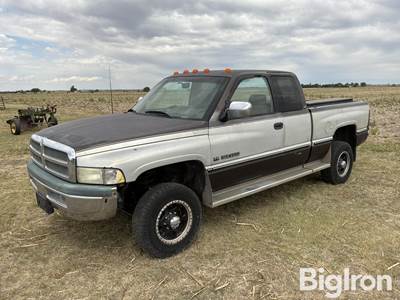 1997 Dodge Ram 2500 Laramie SLT Club Cab Pickup