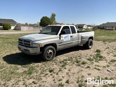 2000 Dodge Ram 3500 Extended Cab Pickup