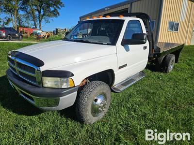 2002 Dodge Ram 3500 4x4 Flatbed Pickup