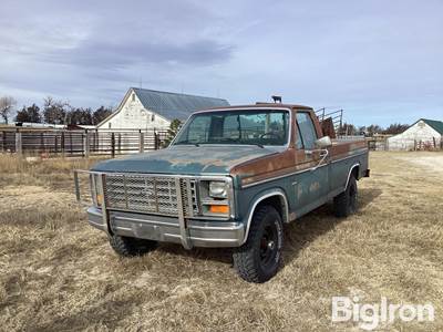 1985 Ford F150 LGT 4x4 Pickup