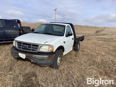 2001 Ford F150 Pickup w/Flatbed