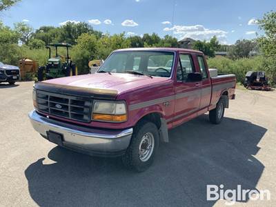 1994 Ford F150 XL 4x4 Extended Cab Pickup