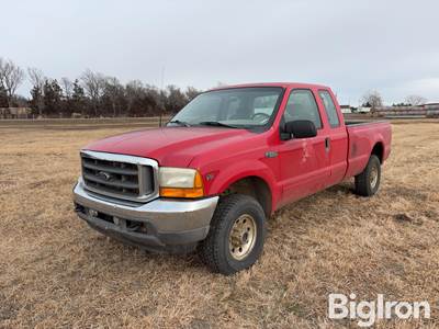 2001 Ford F250 4x4 Extended Cab Pickup