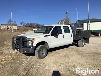 2014 Ford F250 Super Duty Crew Cab Flatbed Truck