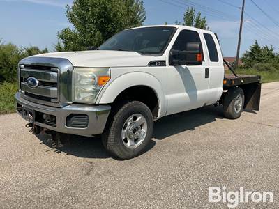 2011 Ford F250 Super Duty 4x4 Flatbed Pickup