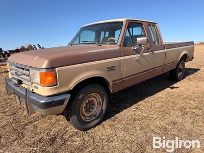 1988 Ford F250 Lariat 2WD Extended Cab Pickup