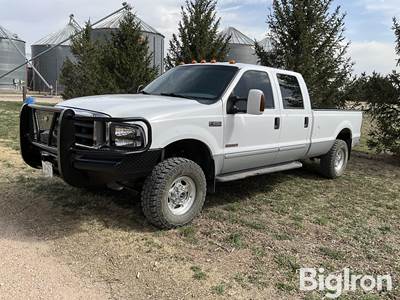 2003 Ford F250 Lariat Crew Cab Pickup