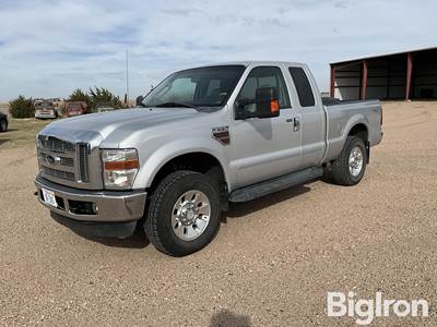 2008 Ford F250 Super Duty Lariat Extended Cab Pickup