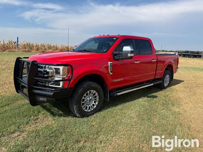 2022 Ford F250 Super Duty Lariat 4x4 Club Cab Pickup