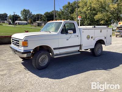 1990 Ford F250 XLT Lariat 4x4 Service Pickup