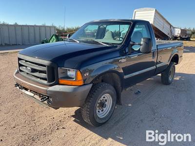 2000 Ford F250 XL Super Duty 4x4 Pickup