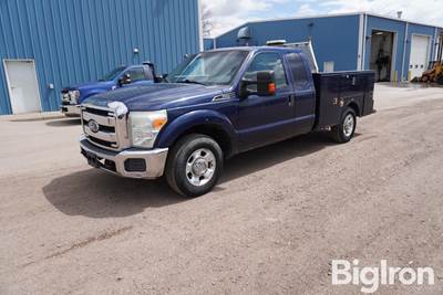 2011 Ford F250 XLT Extended Cab Pickup w/8' Palfinger Utility Box