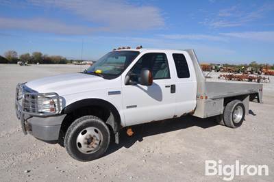 2005 Ford F-350 Lariat 4x4 Ext Cab Pickup