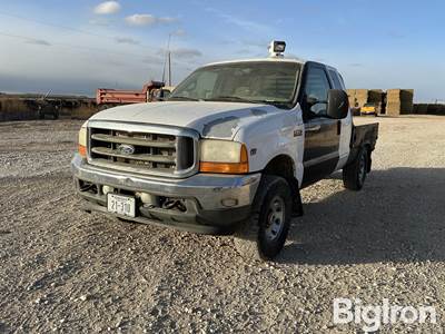 2001 Ford F350 Super Duty 4x4 Extended Cab Flatbed Pickup