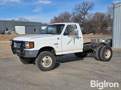 1990 Ford F350 S/A 4x4 Dually Pickup Chassis
