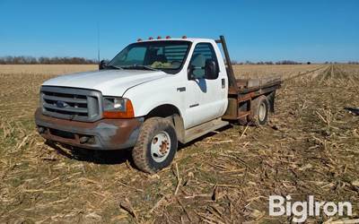 1999 Ford F350 Flatbed Pickup w/Bale Spike