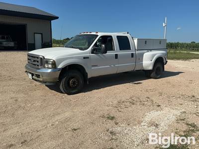 2003 Ford F350 4x4 Crew Cab Pickup