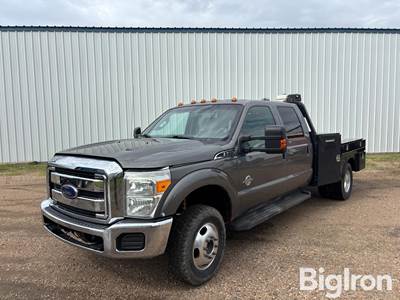 2012 Ford F350 4x4 Crew Cab Flatbed Pickup
