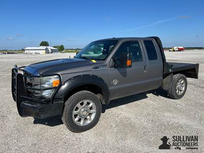 2011 Ford F350 Lariat 4x4 Extended Cab Pickup