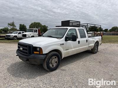 2007 Ford F350 XL Super Duty Crew Cab Pickup