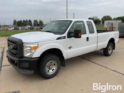 2013 Ford F350 XL 4x4 Extended Cab Pickup