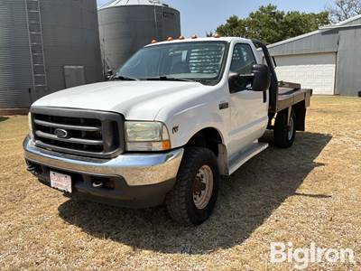 2003 Ford F350 XL Super Duty 4x4 Flatbed Pickup w/Bale Bed