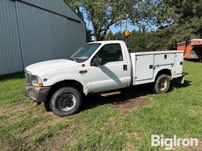 2002 Ford F350 XL Super Duty 4x4 Service Truck