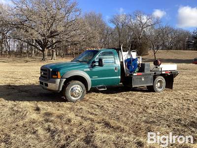 2005 Ford F-450 XL Super Duty
