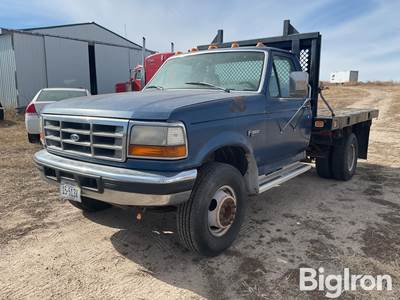 1995 Ford F-Super Duty 2WD DRW Pickup w/Flatbed