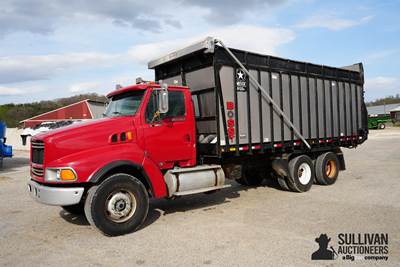 1997 Ford Louisville T/A Silage Truck