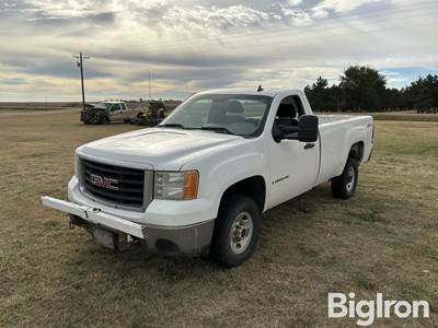 2009 GMC 2500 HD 4X4 Pickup