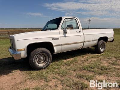 1987 GMC Sierra Classic 1500 4x4 Long Box Pickup
