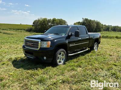 2012 GMC Sierra HD Denali 4x4 Crew Cab Pickup