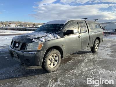2004 Nissan Titan 2WD Extended Cab Pickup